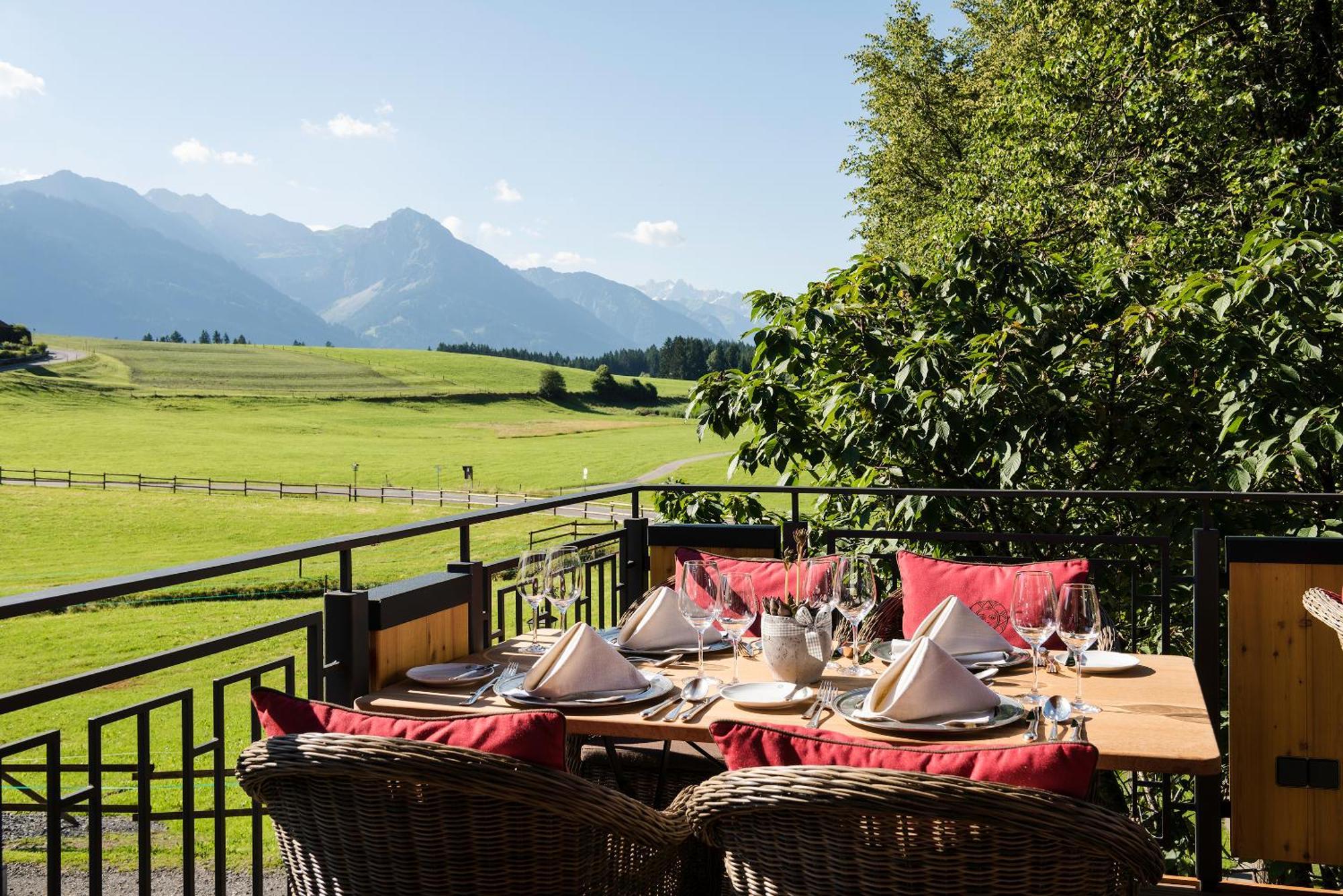 Sonnenalp Resort Офтершванг Екстериор снимка