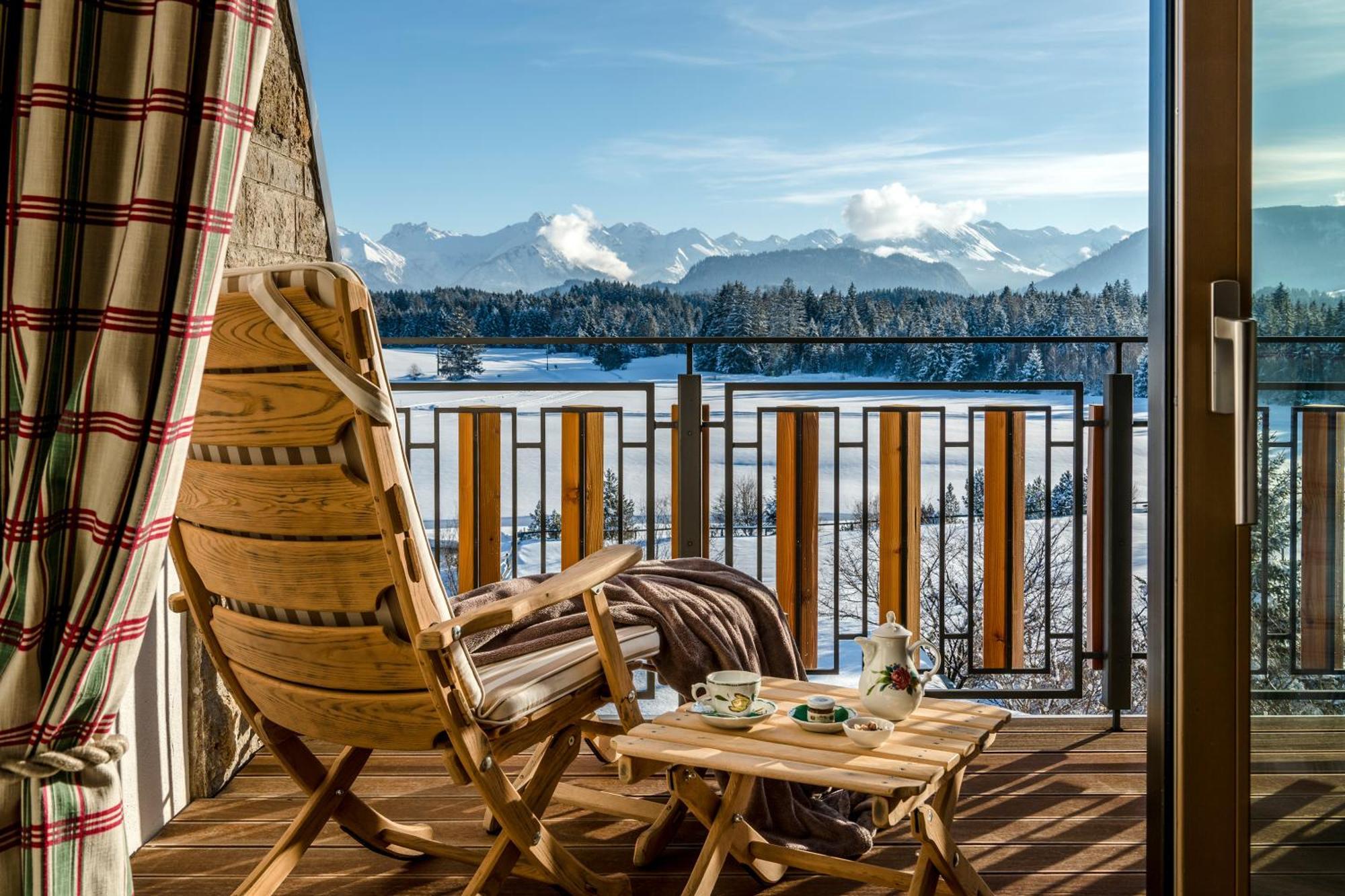 Sonnenalp Resort Офтершванг Екстериор снимка